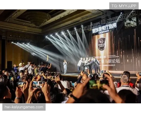 俱乐部品牌重塑发布 会场气氛热烈，俱乐部启动仪式